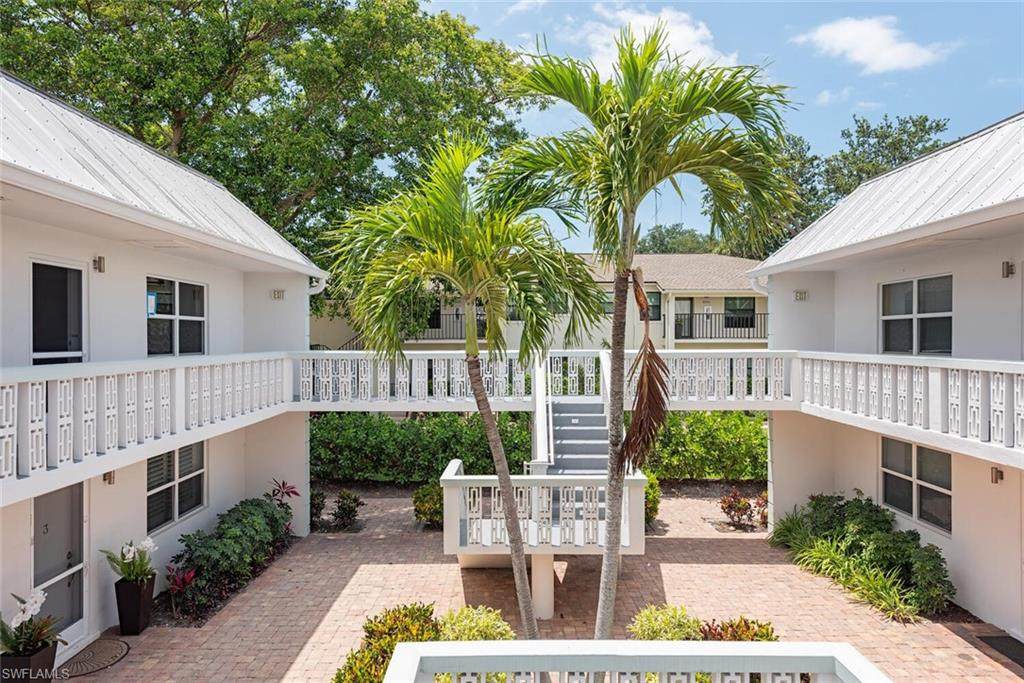 780 10th Ave - Photo 1