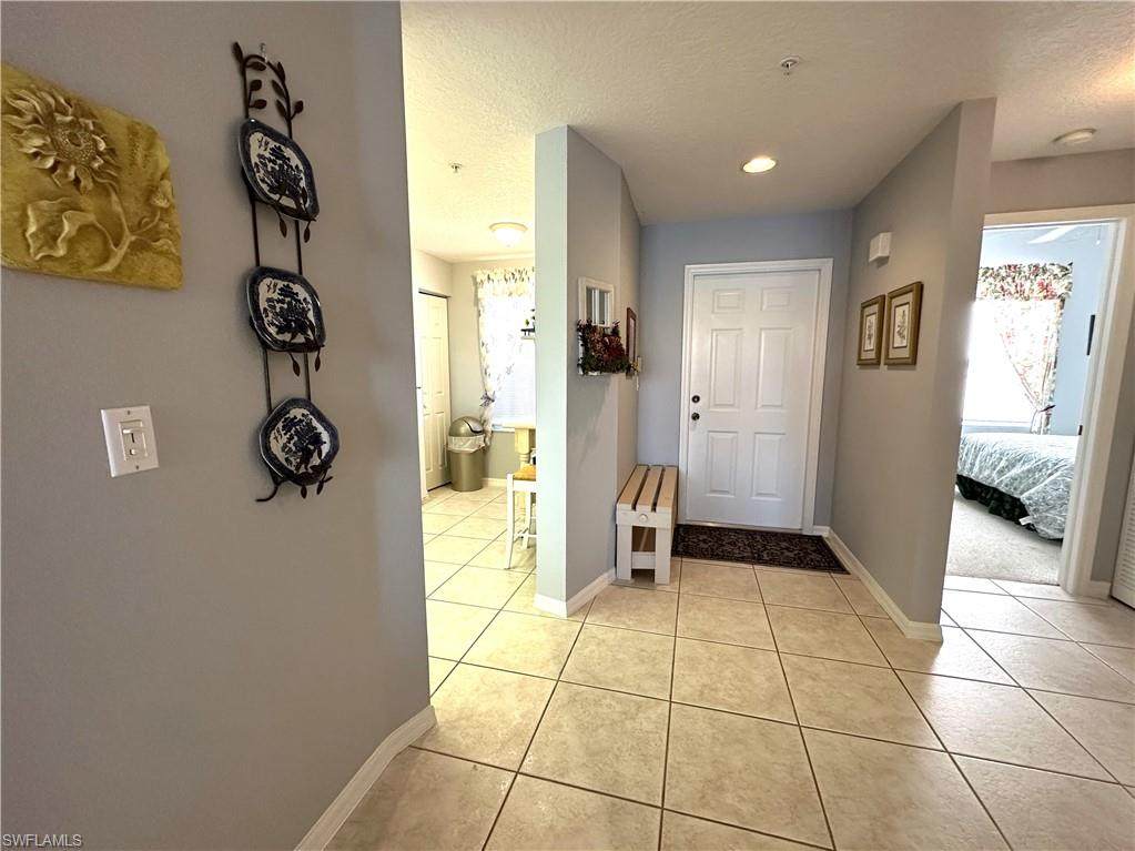 6670 Huntington Lakes Cir - Photo 1