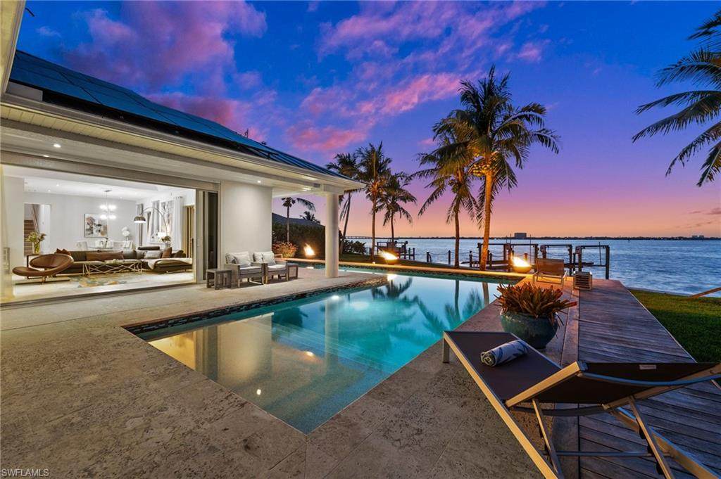 5625 Riverside Dr - Photo 1