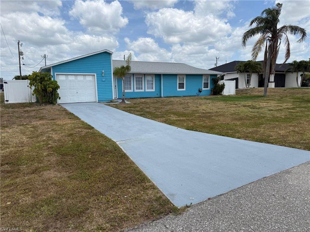 205 23rd St - Photo 1