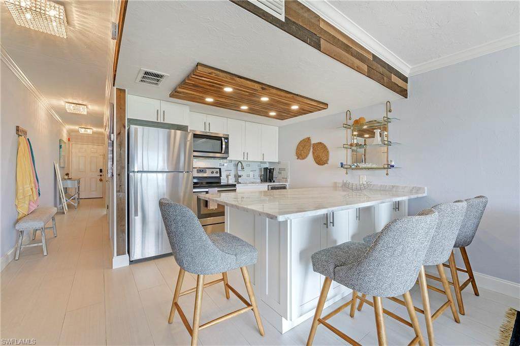 260 Southbay Dr - Photo 1