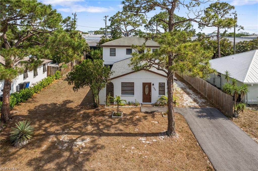 9025 Somerset Ln - Photo 1
