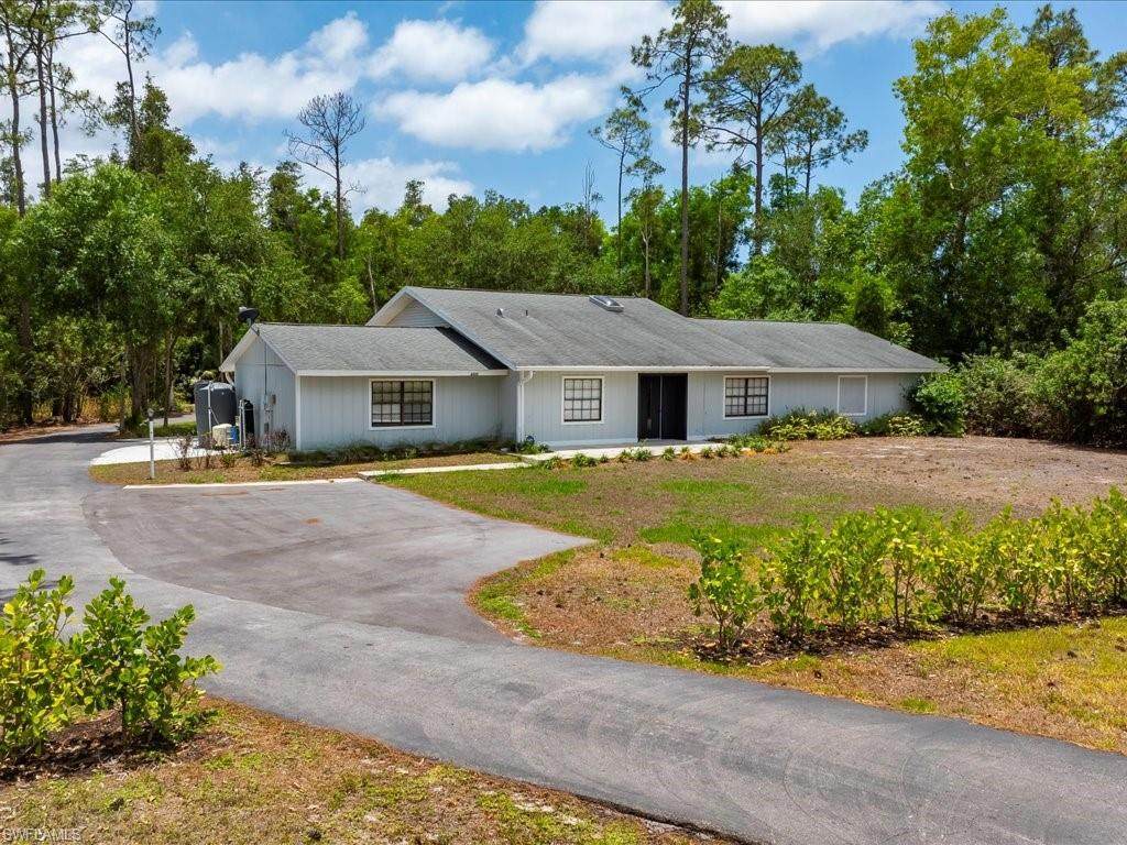 6800 Bottlebrush Ln - Photo 1