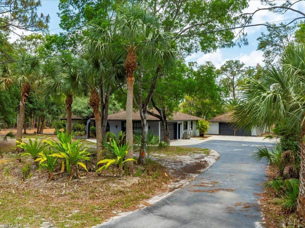 6940 Bottlebrush Ln - Photo 1