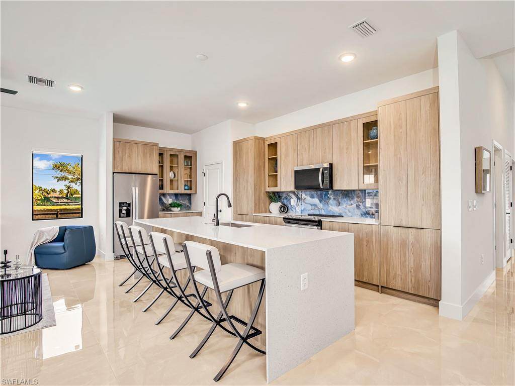4110 Gator Cir - Photo 1
