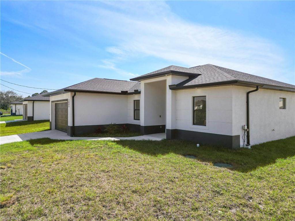 2005 Curry Ave - Photo 1