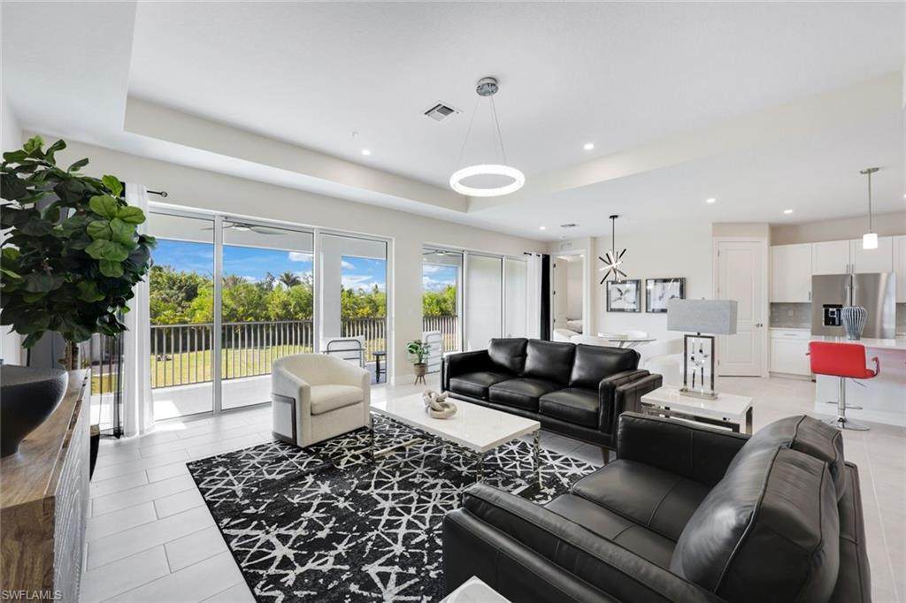 303 Indies Dr - Photo 1