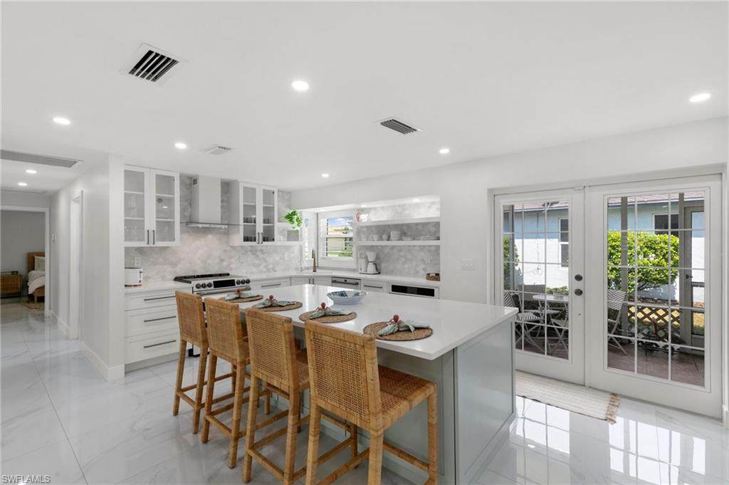 700 100th Ave - Photo 1