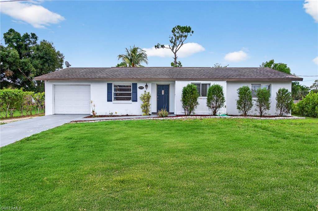 7416 Pine Dr - Photo 1