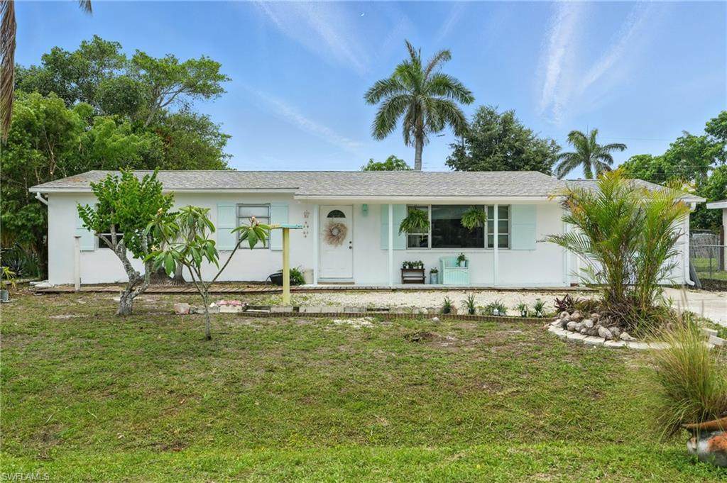 4011 Coconut Cir - Photo 1