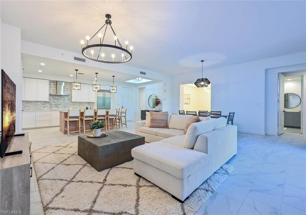 1115 Central Ave - Photo 1