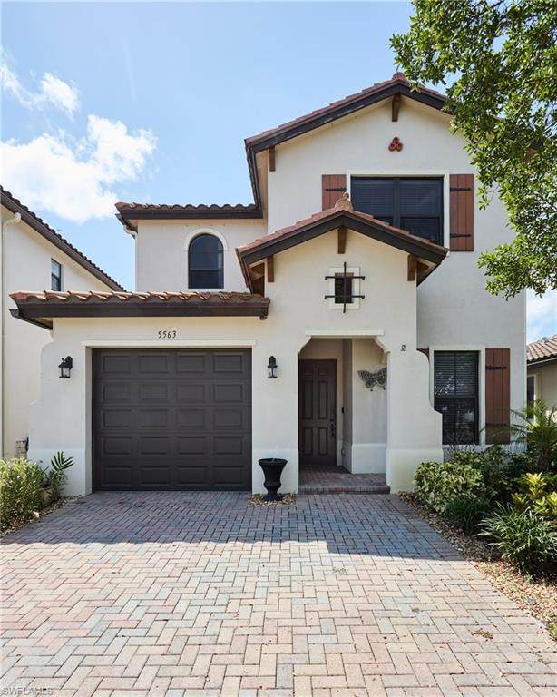 5563 Useppa Dr - Photo 1