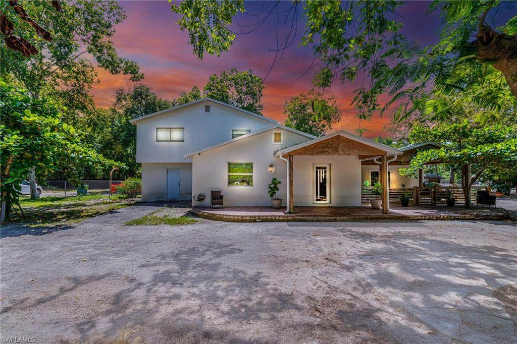 1904 Ivisa Ave - Photo 1
