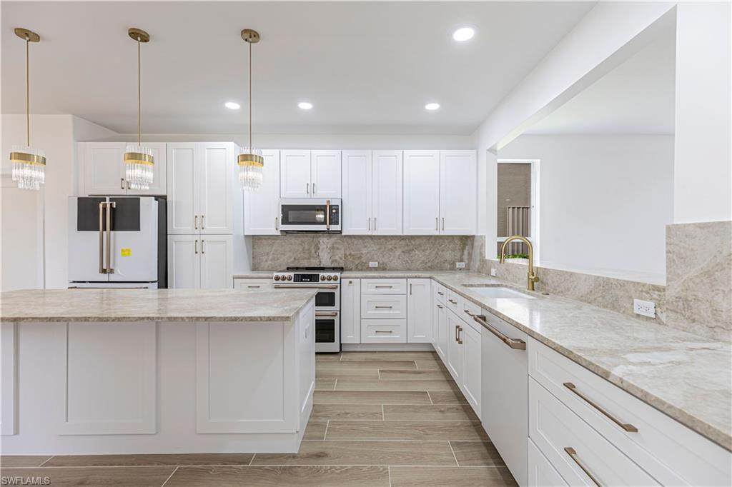 9217 Troon Lakes Dr - Photo 1