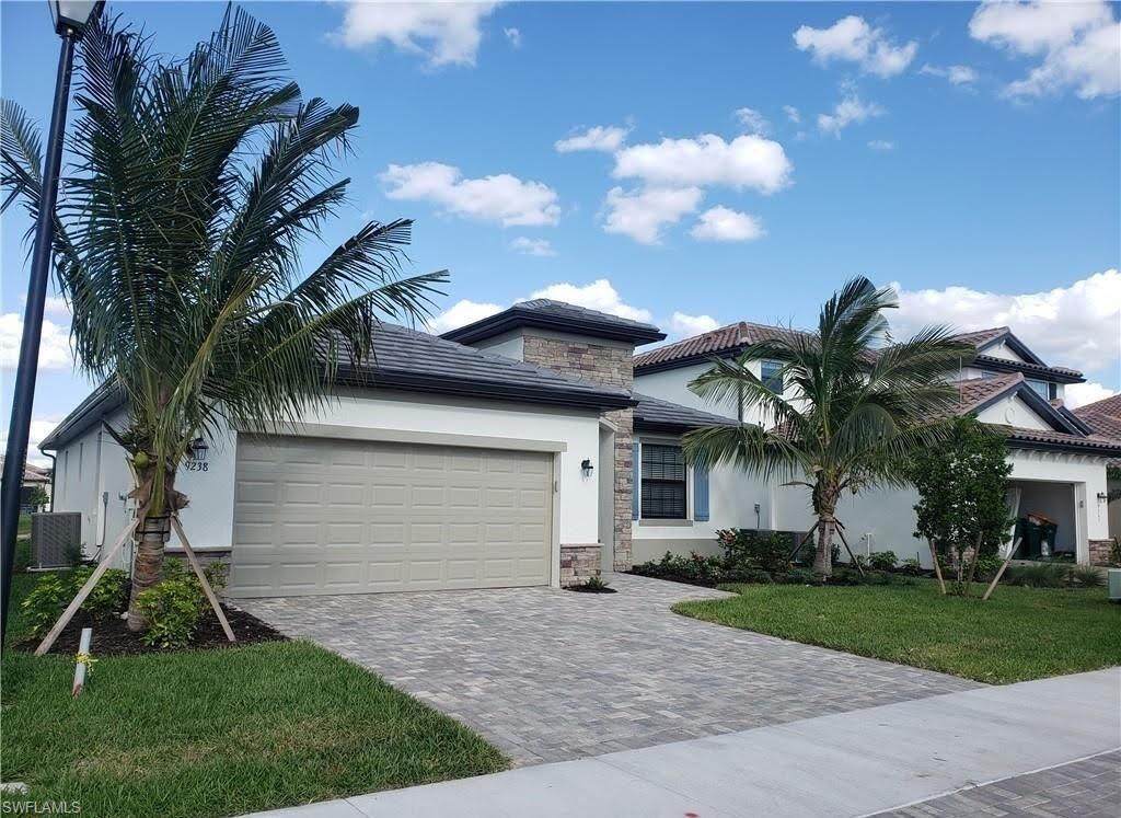 9238 Shadow Oak Ln - Photo 1