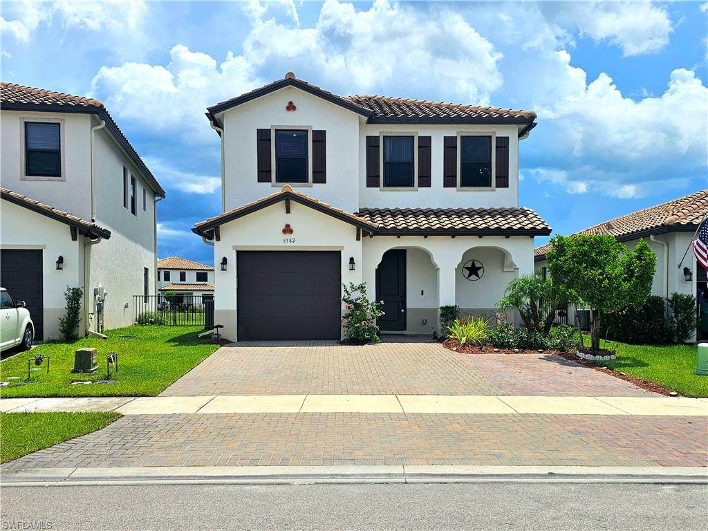 5582 Carrara Dr - Photo 1