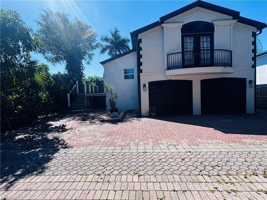 10190 Carolina St - Photo 1