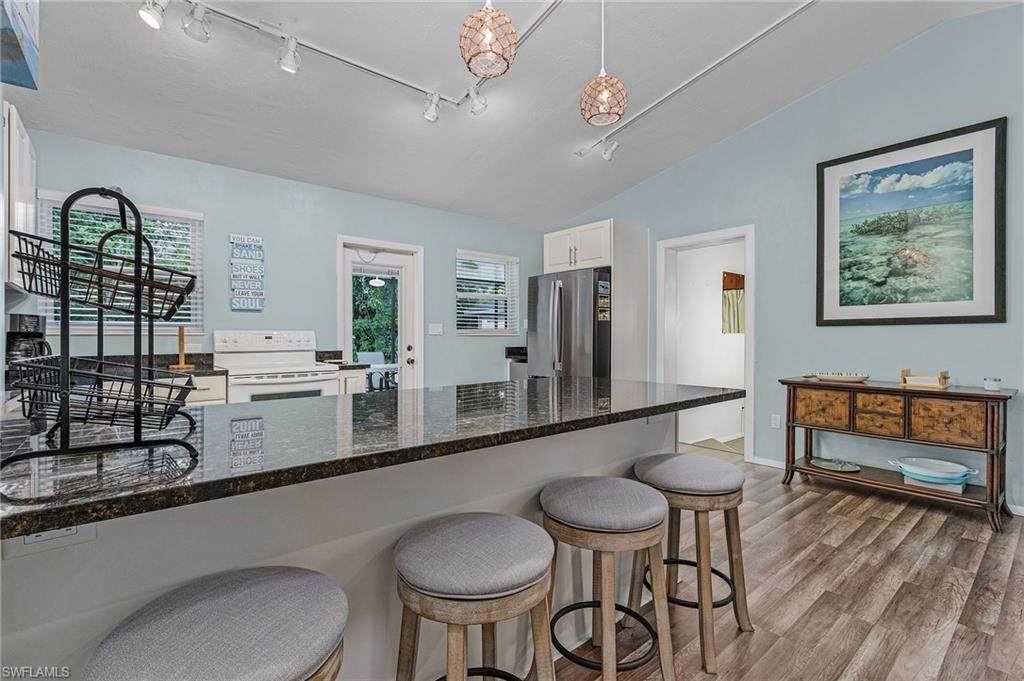 1281 10th St - Photo 1