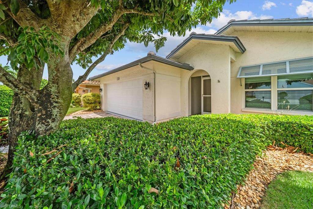 725 Kings Way - Photo 1