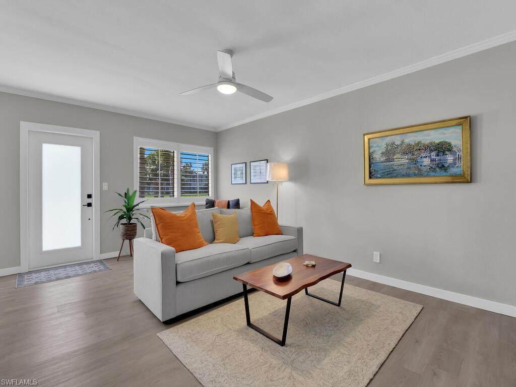 473 12th Ave - Photo 1