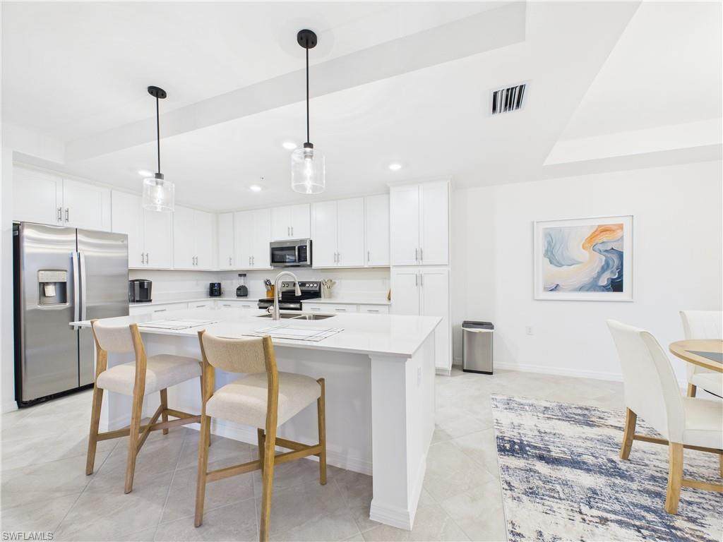 5527 Double Eagle Cir - Photo 1