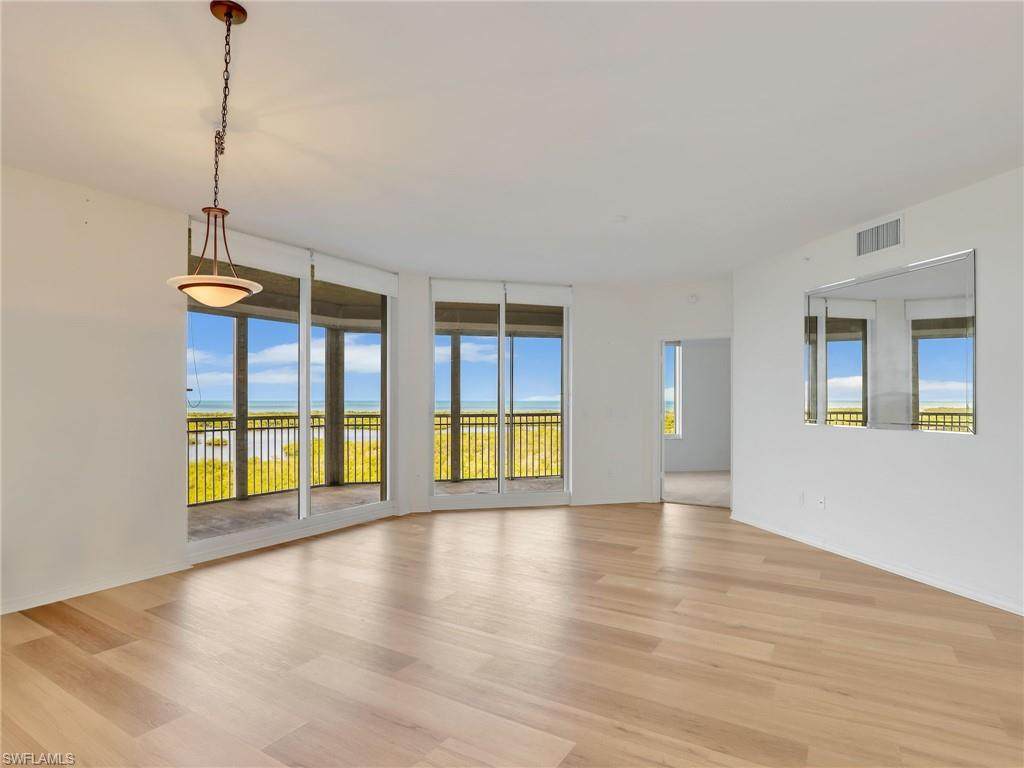 1001 Arbor Lake Dr - Photo 1