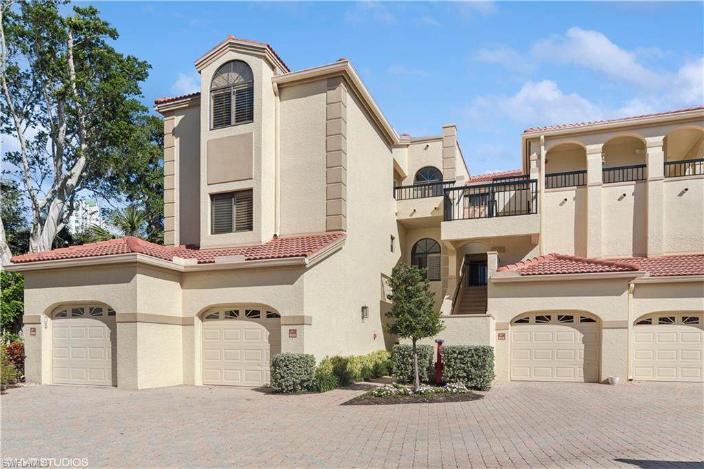 7048 Pelican Bay Blvd - Photo 1