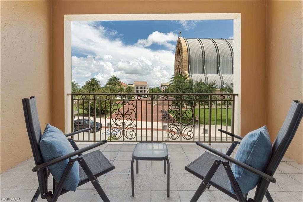 5080 Annunciation Cir - Photo 1