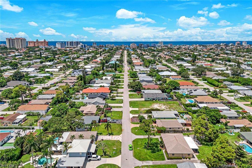 https://bt-photos.global.ssl.fastly.net/naples/orig_boomver_1_225067246-2.jpg
