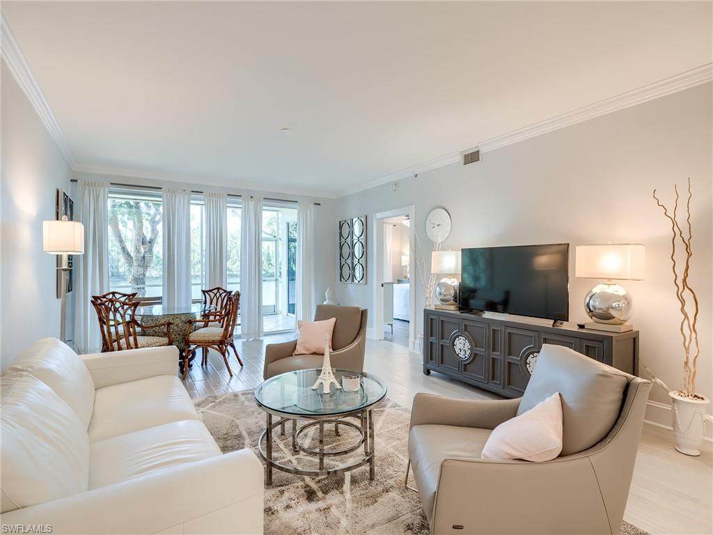 1016 Manor Lake Dr - Photo 1