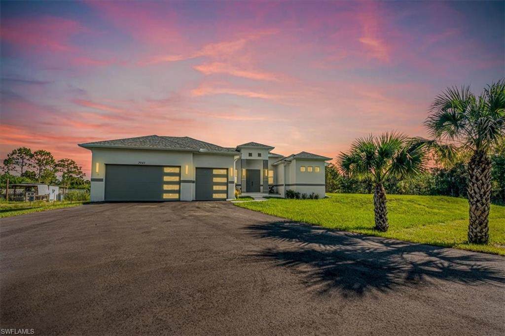 2941 37th Ave - Photo 1