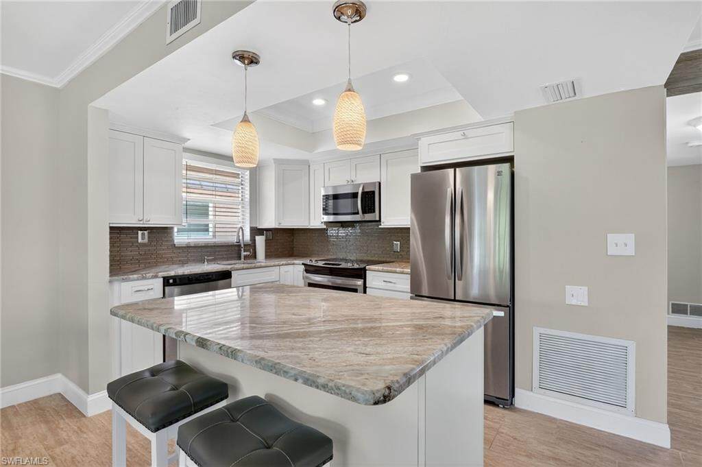 1549 Sandpiper St - Photo 1