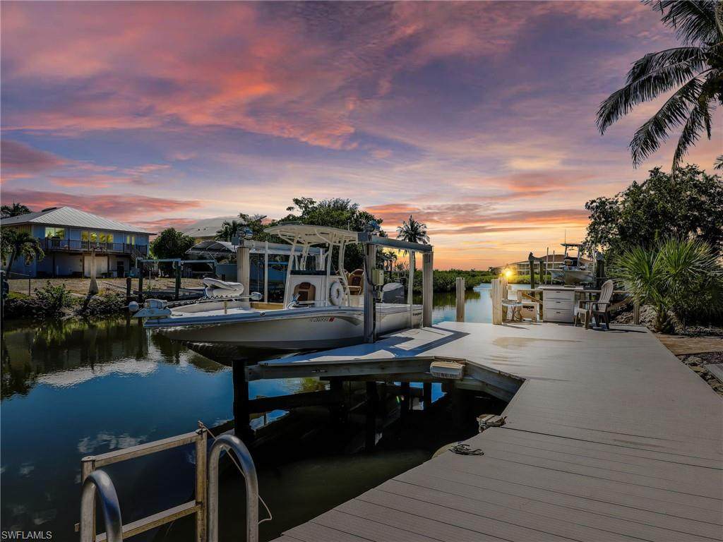 405 Grenada Ave - Photo 1