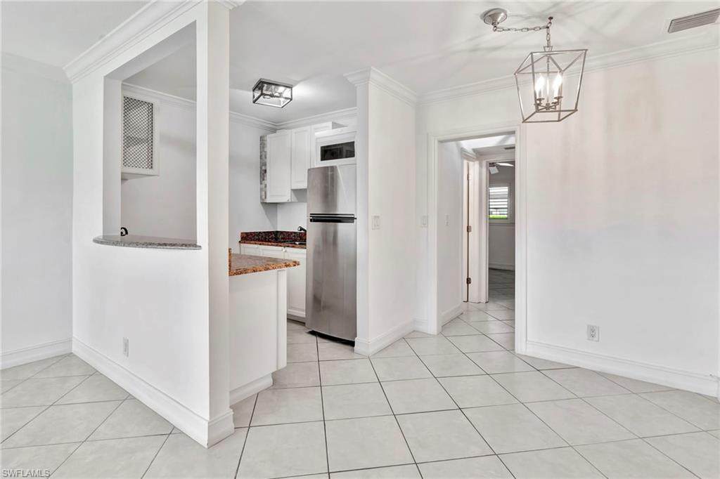 421 12th Ave - Photo 1