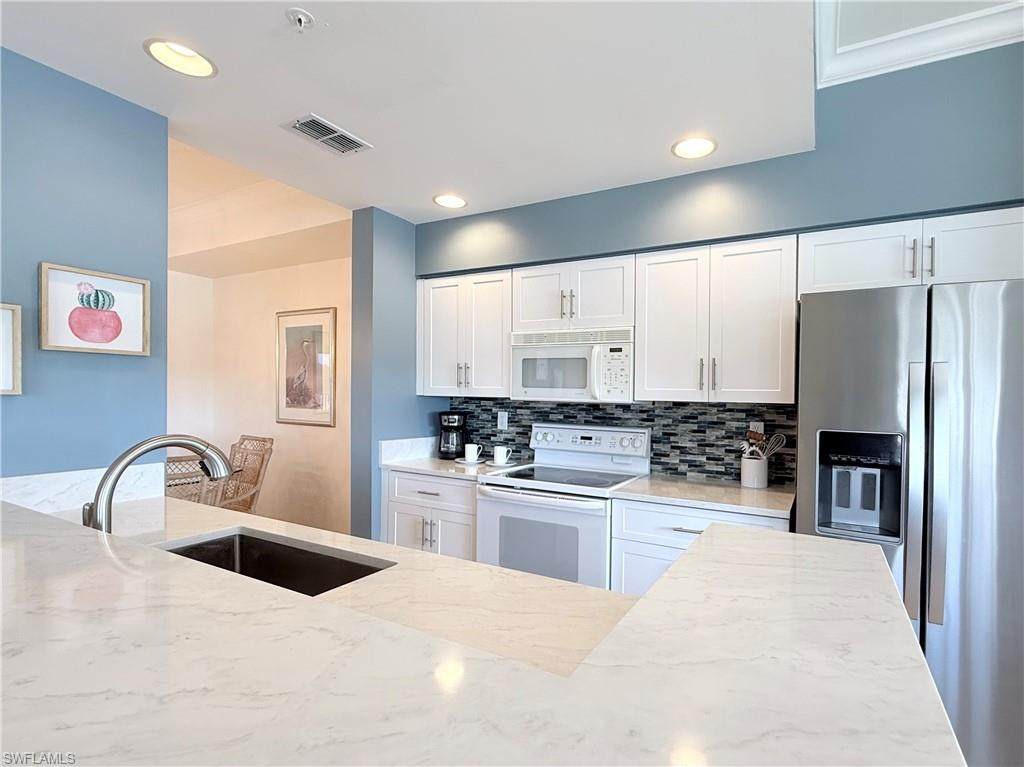 7515 Stoneybrook Dr - Photo 1