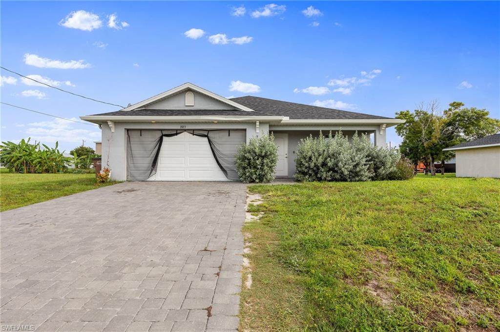 1013 15th St - Photo 1