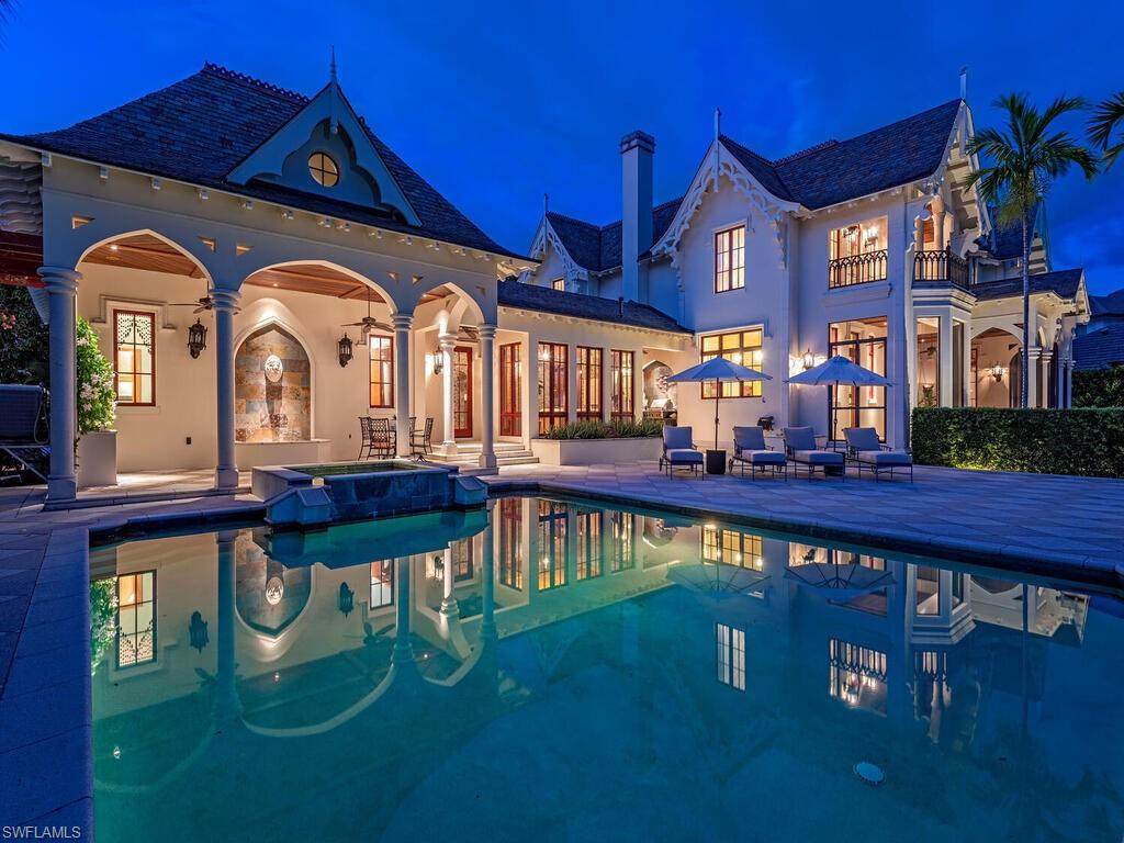 730 21st Ave - Photo 1