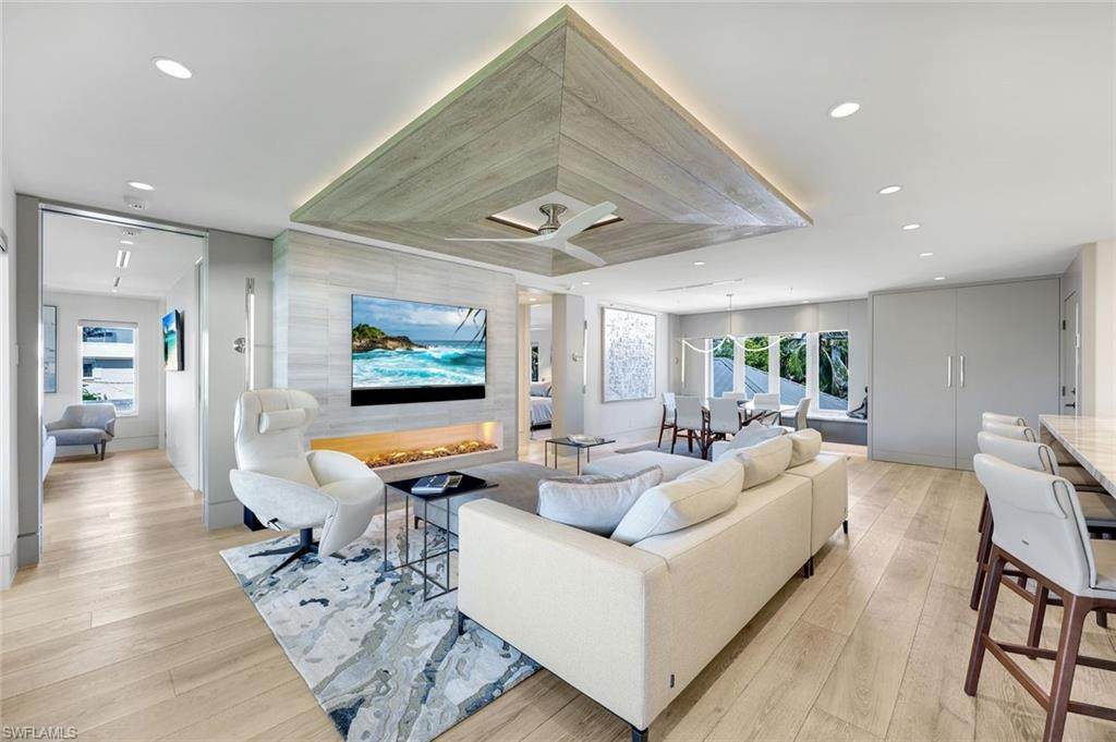 295 5th Ave - Photo 1