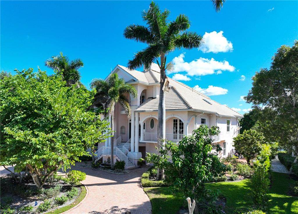 192 Topanga Dr - Photo 1