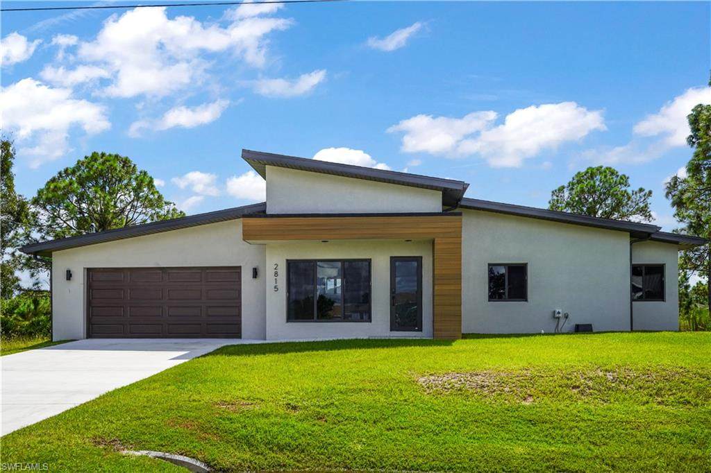 2815 45th St - Photo 1