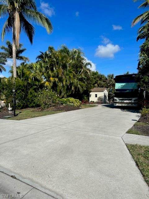 4995 Coach Ln - Photo 1