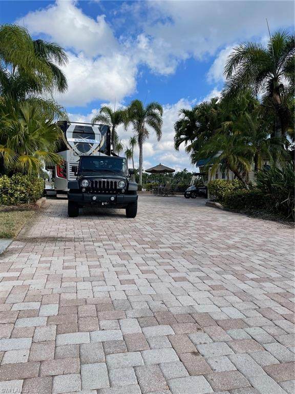 4505 Southern Breeze Dr - Photo 1