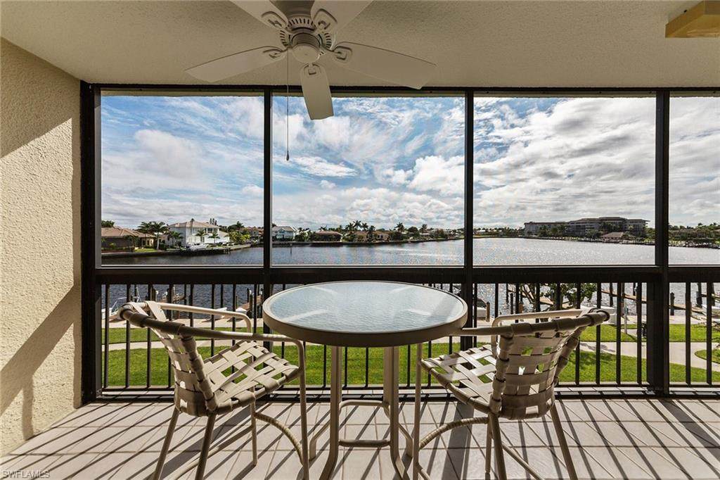 591 Seaview Ct - Photo 1