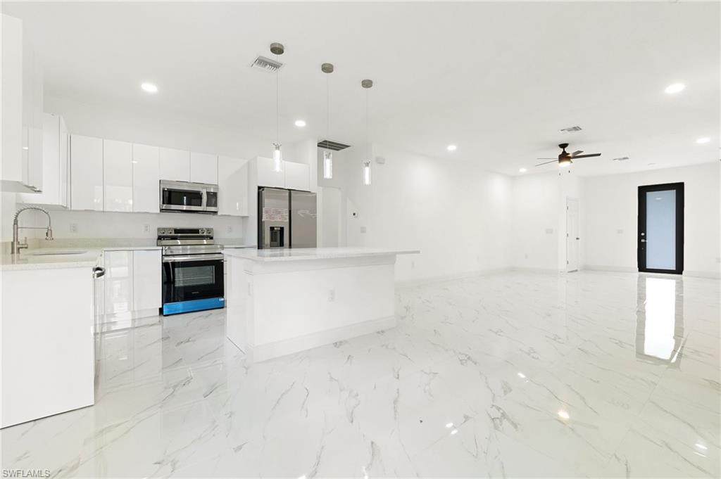 2803 13th St - Photo 1