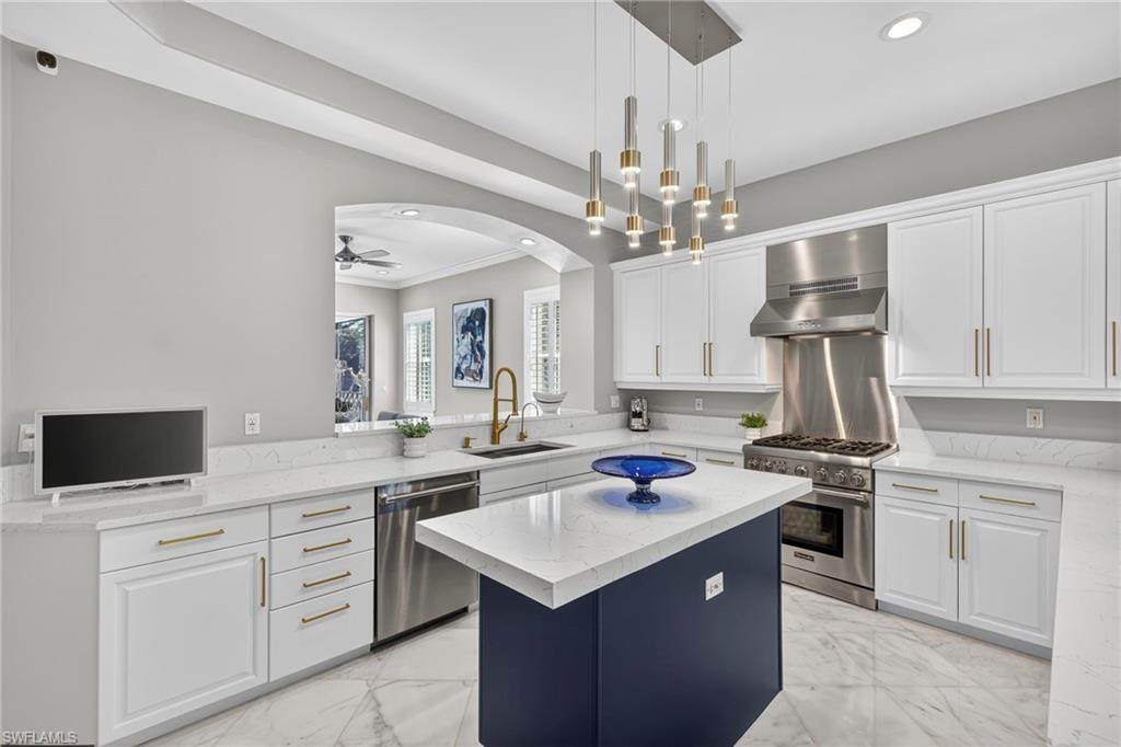 2830 Tiburon Blvd - Photo 1