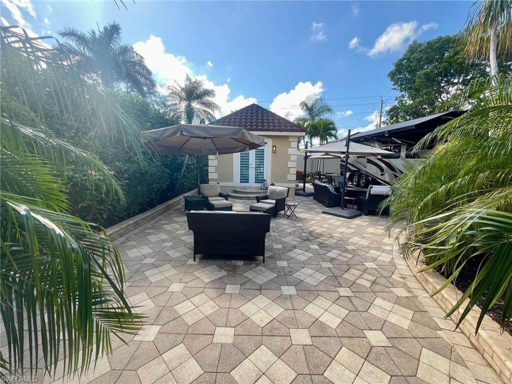 4592 Southern Breeze Dr - Photo 1