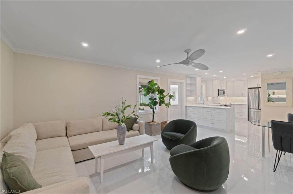 603 12th Ave - Photo 1