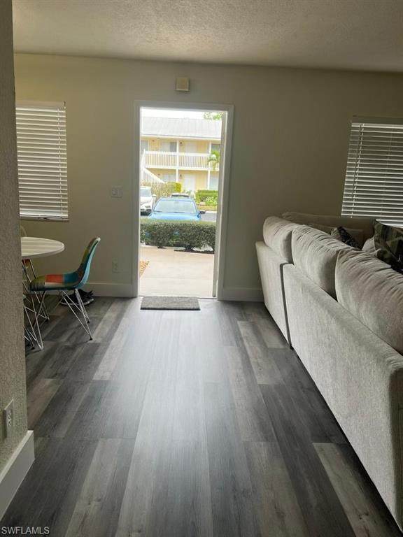 4617 Bayshore Dr - Photo 1