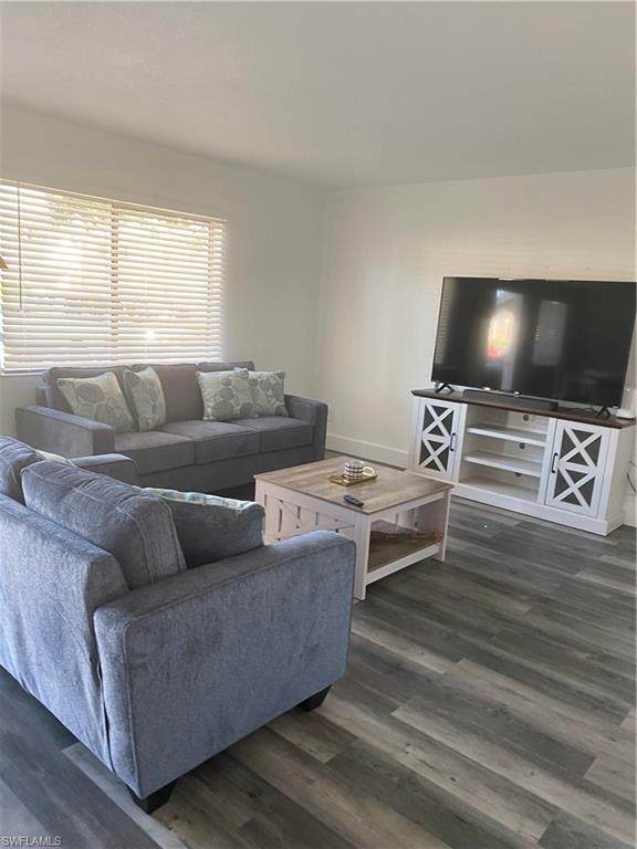 4617 Bayshore Dr - Photo 1