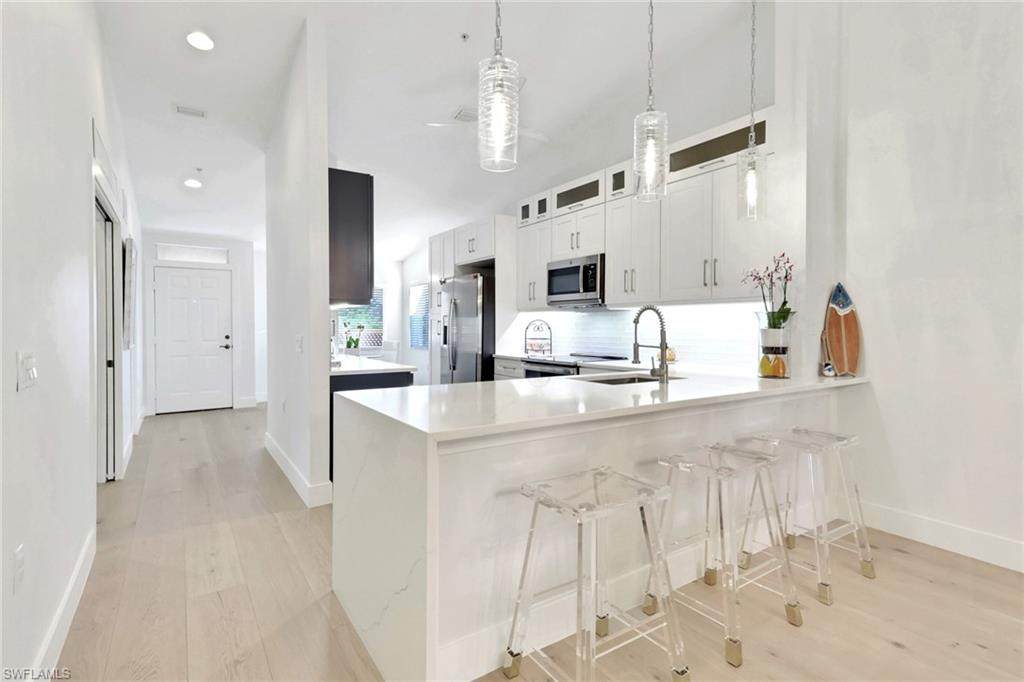 2386 Magnolia Ave - Photo 1